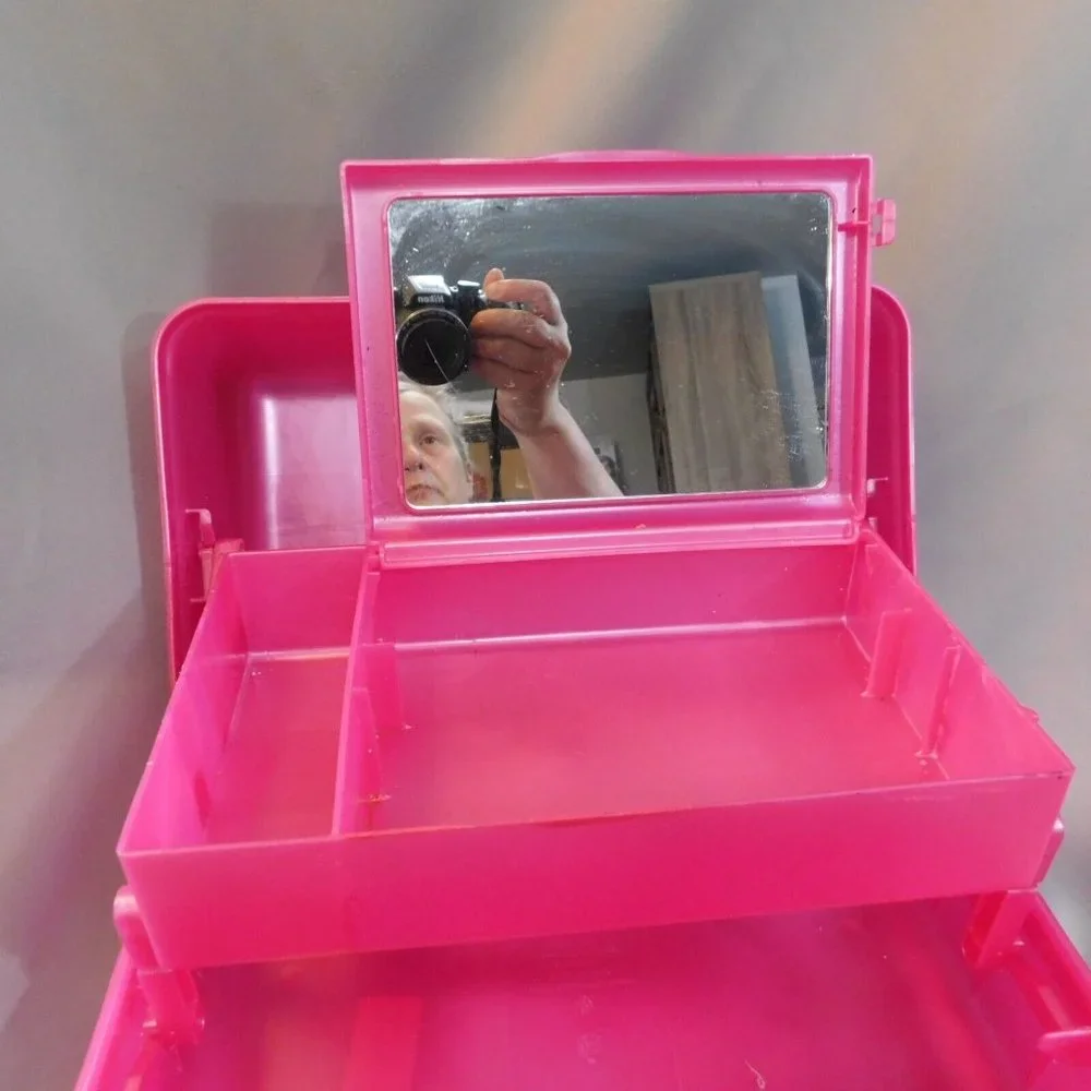 COPY - Caboodle Hot Pink Plastic Your Own Style Closure Inside Mirror Minor Scr…